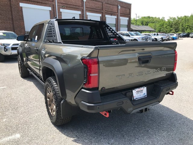 2026 Toyota Tacoma Trailhunter - Photo 5