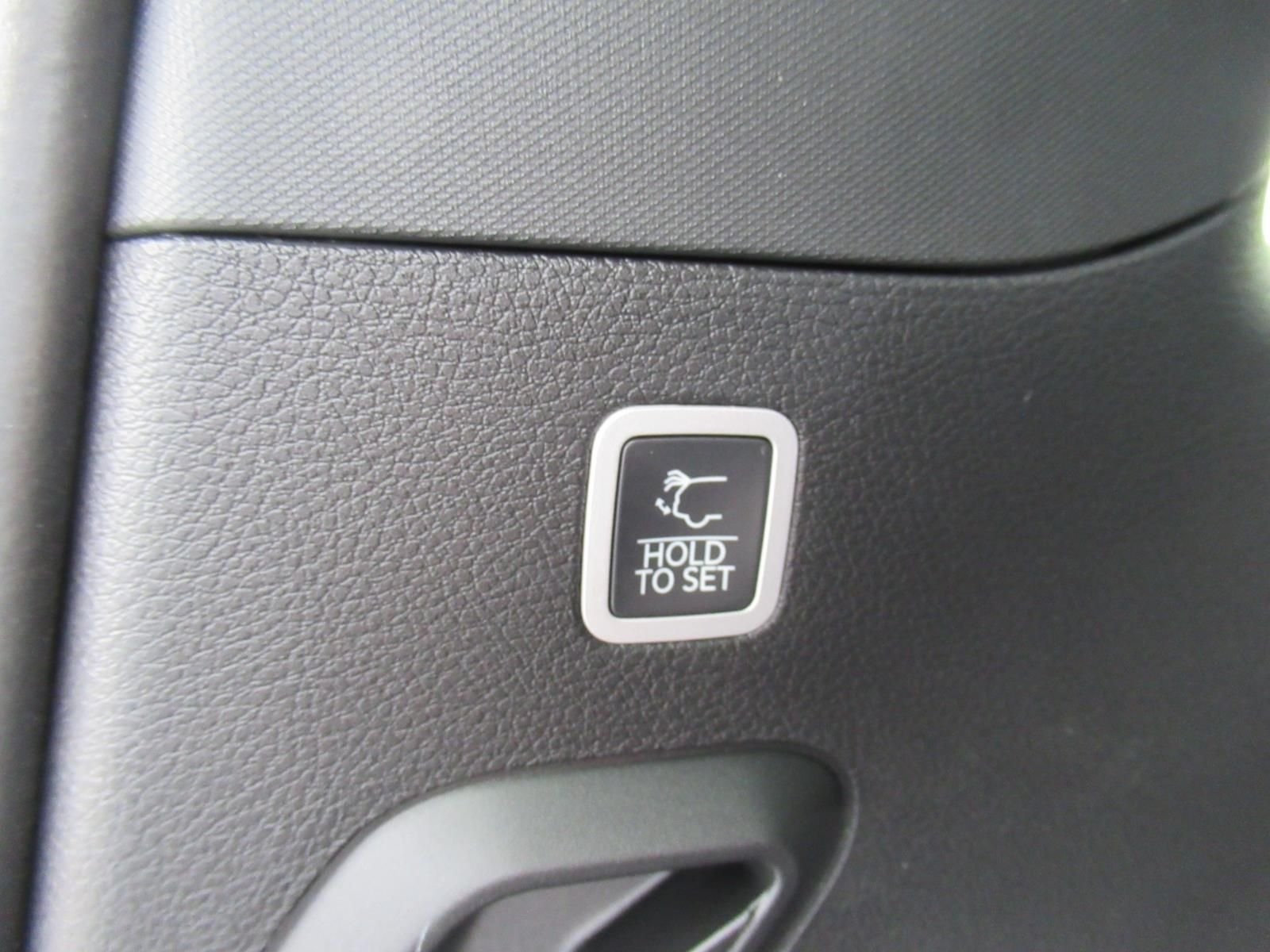 New 2026 Silver Zynith Jeep 85th Anniversary Edition image 37