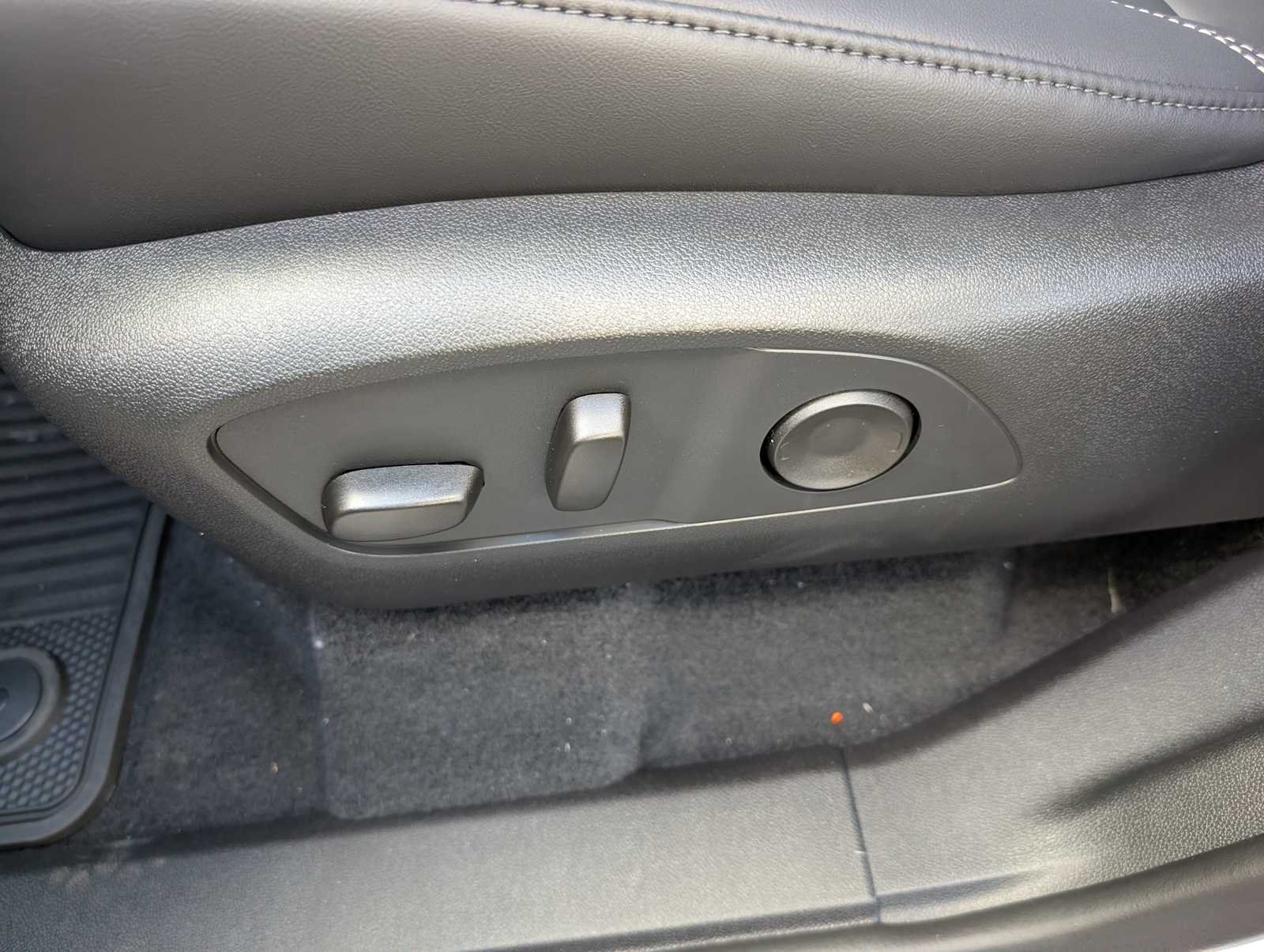 2026 GMC Acadia Elevation - Photo 32