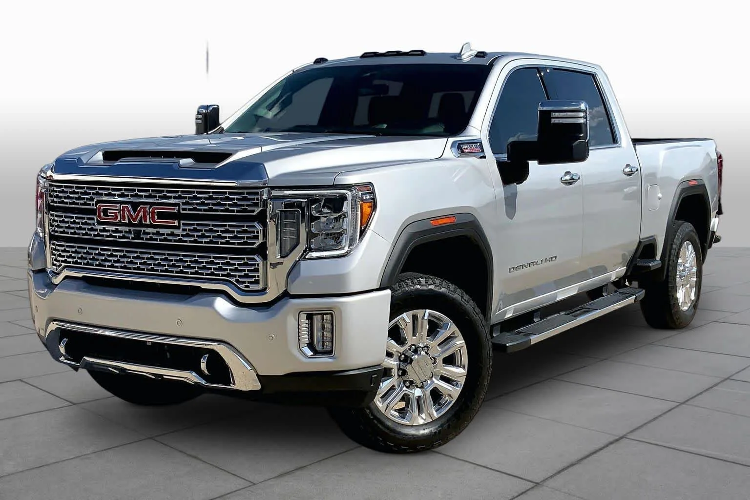 2023 GMC Sierra 2500HD Denali