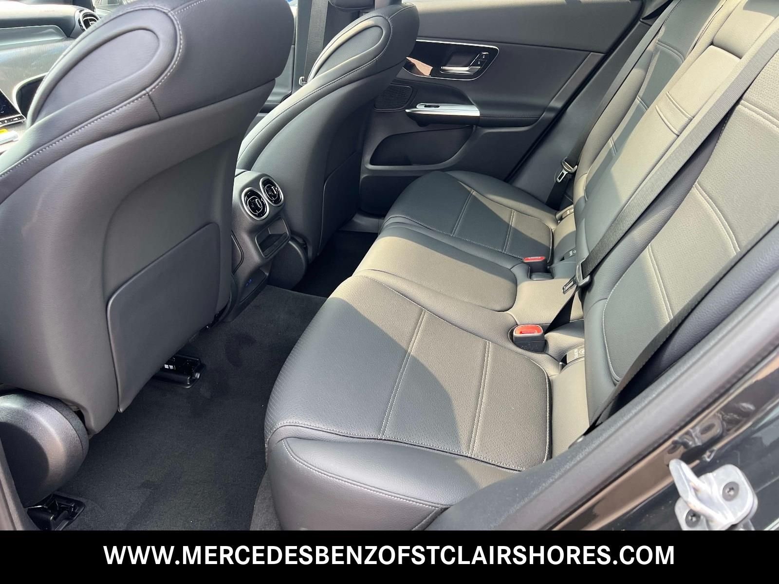 New 2026 Graphite Grey Metallic Mercedes-Benz GLC 300 image 11