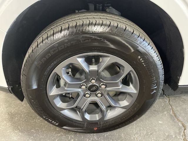 Used 2025 Oxford White Ford XLT image 22