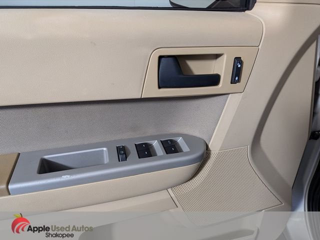 Used 2012 Gold Ford XLT image 11