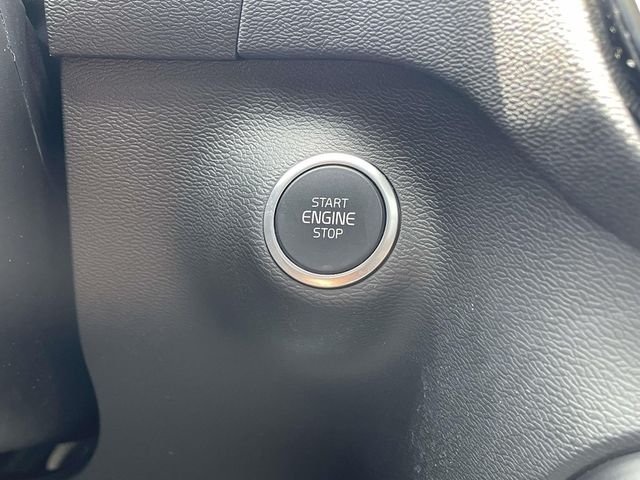 Certified Used 2023 Silver Volvo B5 Plus Bright Theme image 31