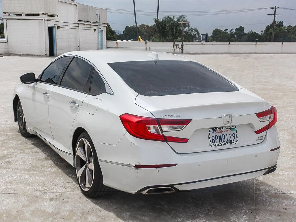 Used 2020 Platinum White Pearl Honda Touring 2.0T image 4