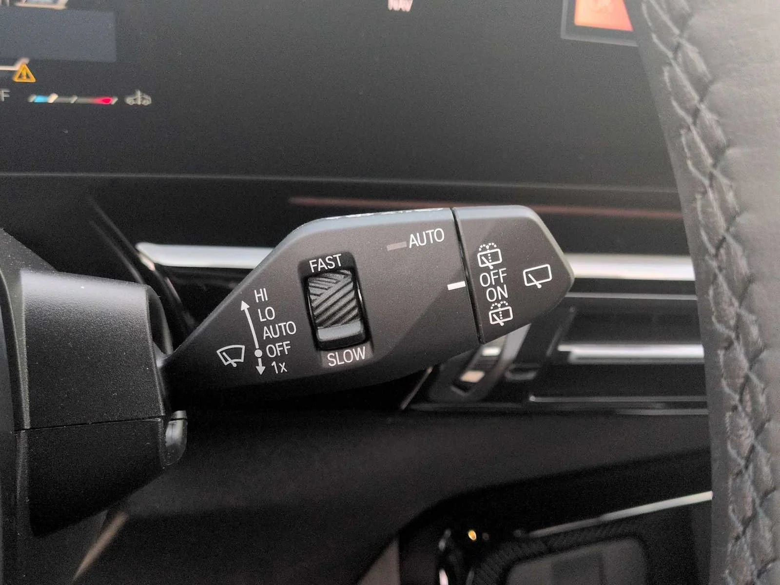 New 2026 Black Sapphire Metallic BMW xDrive28i image 27