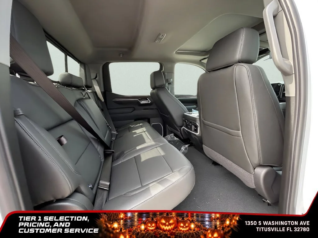 New 2026 Glacier White Tricoat GMC SLT image 18