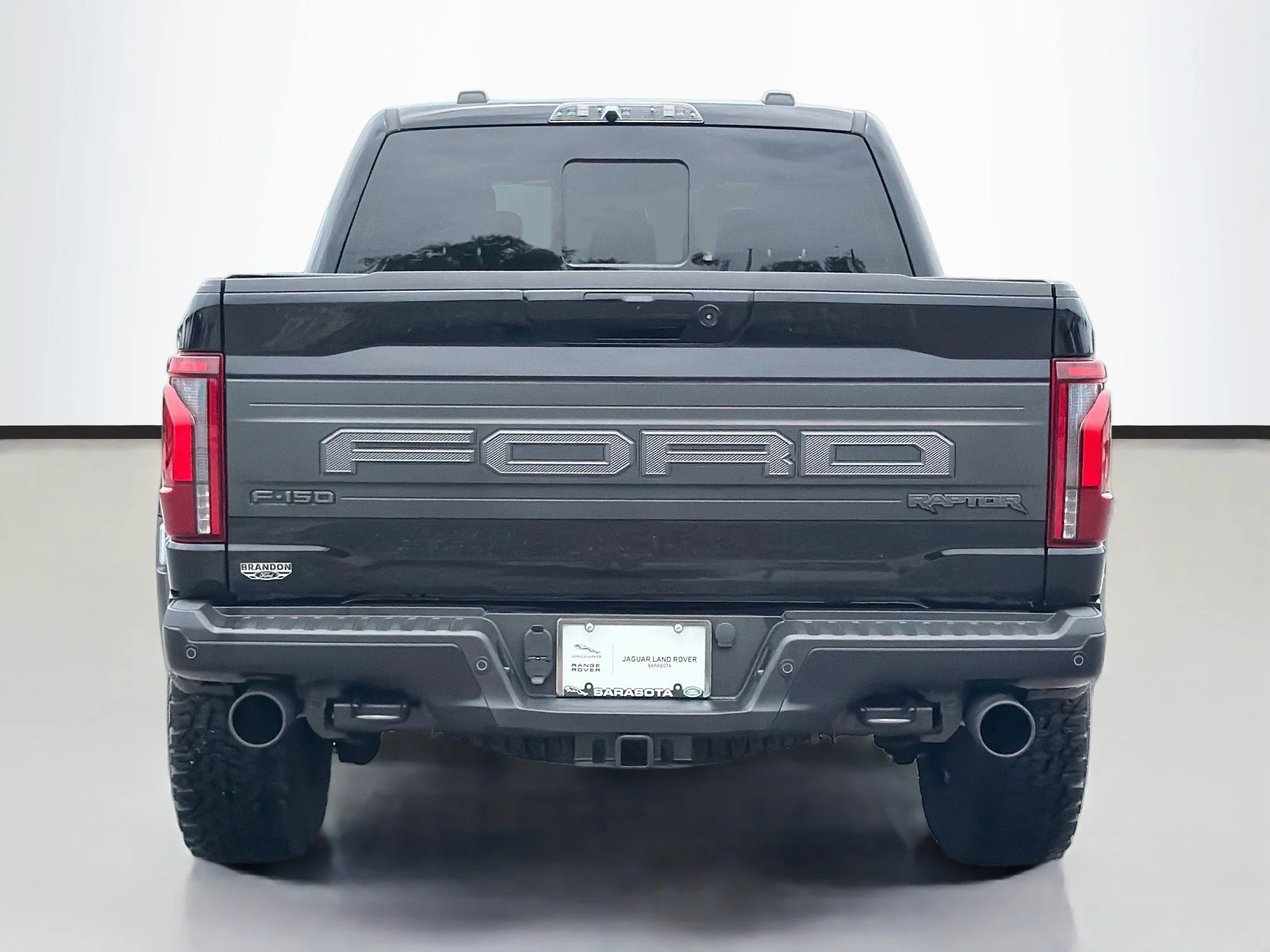 Used 2025 Black Metallic Ford Raptor image 4