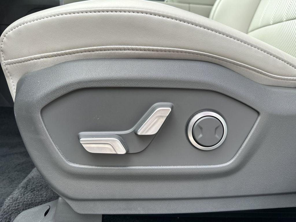 2026 Hyundai Santa Fe SEL - Photo 10