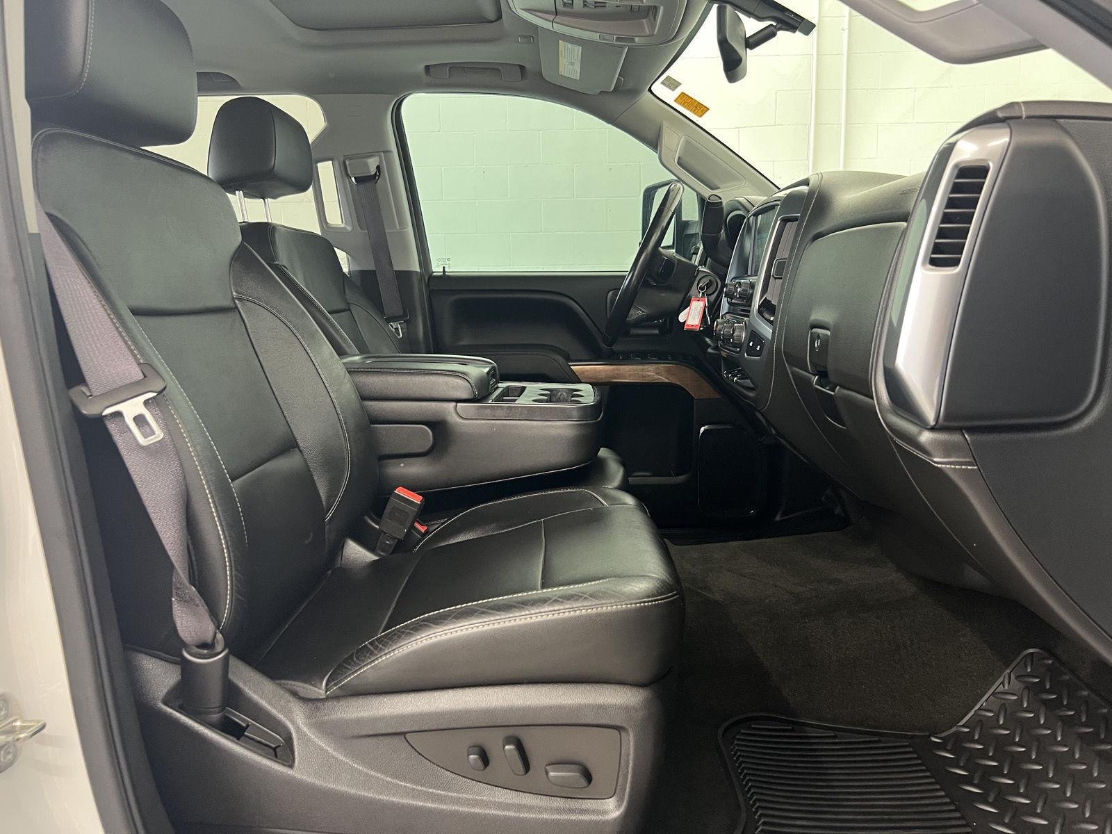 2017 Chevrolet Silverado 1500 LTZ - Photo 28