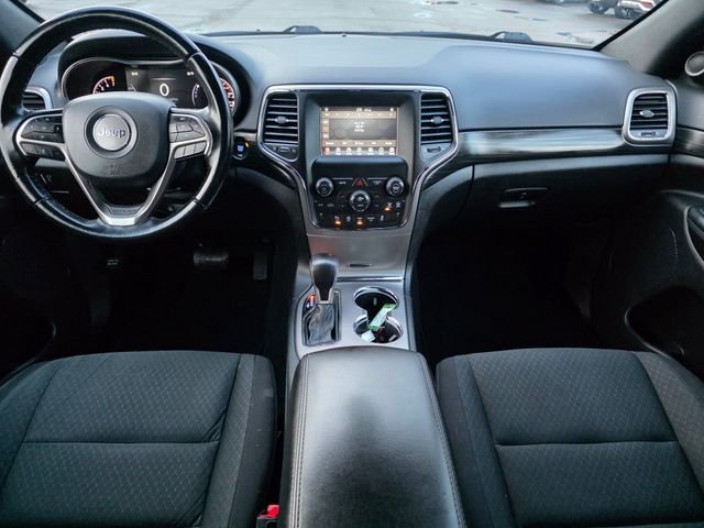 Used 2021 Diamond Black Jeep Laredo E image 21
