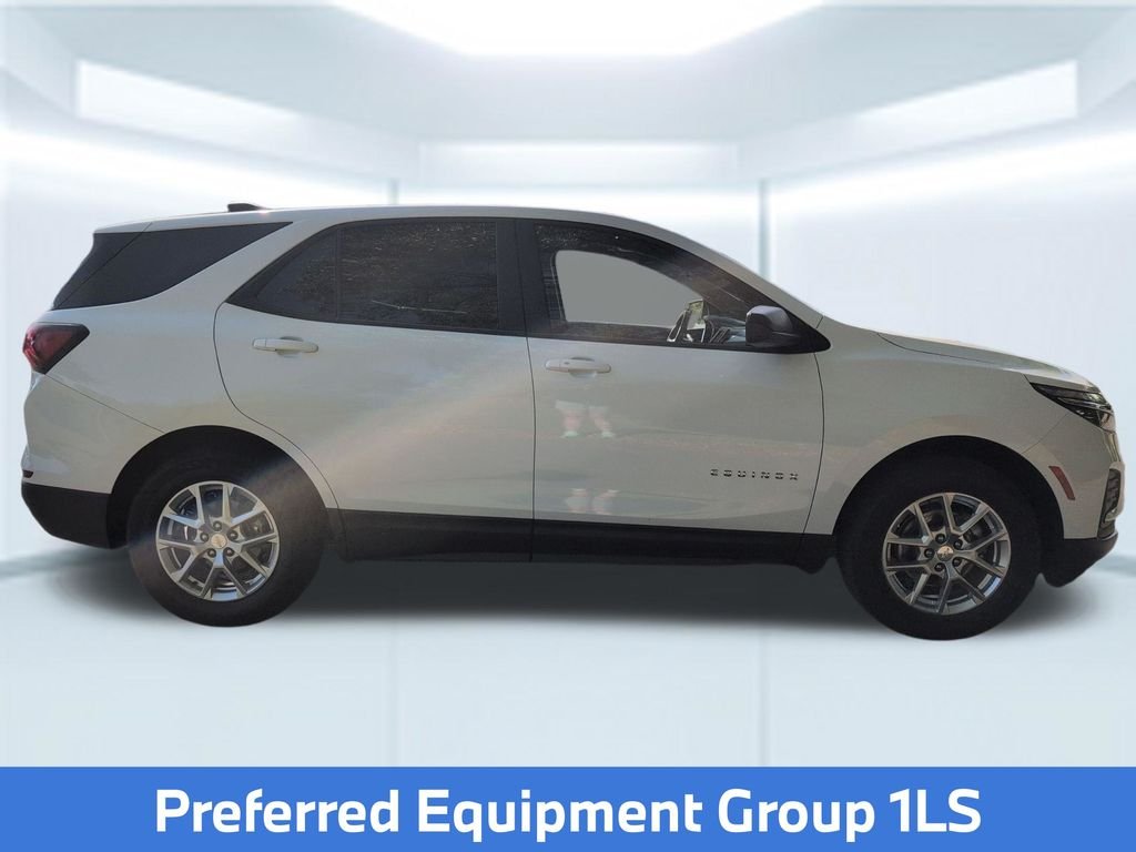 Used 2023 White Chevrolet LS image 9