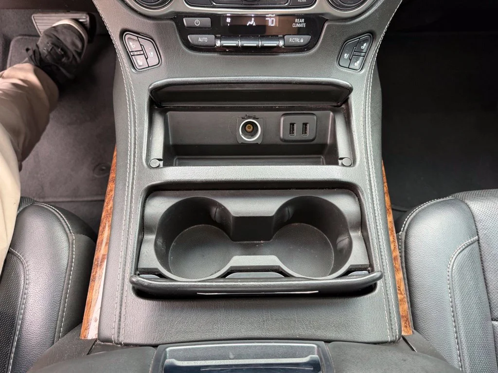 Used 2019 Silver Chevrolet Premier image 22