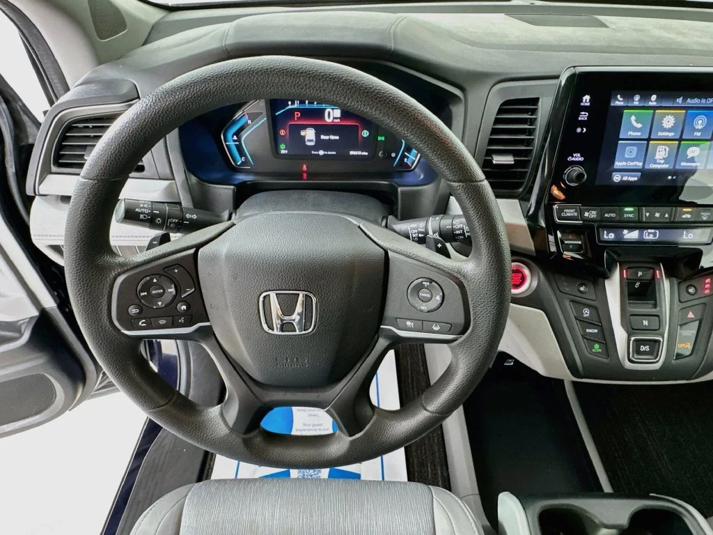Used 2022 Obsidian Blue Pearl Honda EX image 12
