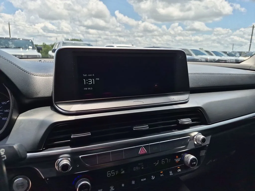 Used 2022 Gray Kia LX image 24