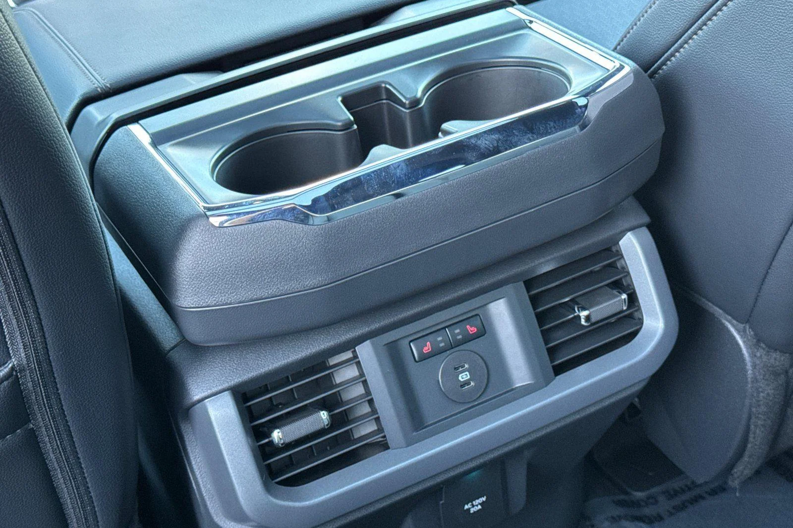 2025 Ford F-150 Lightning Lariat - Photo 14