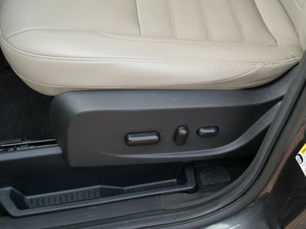Used 2017 Gray Ford Titanium image 19