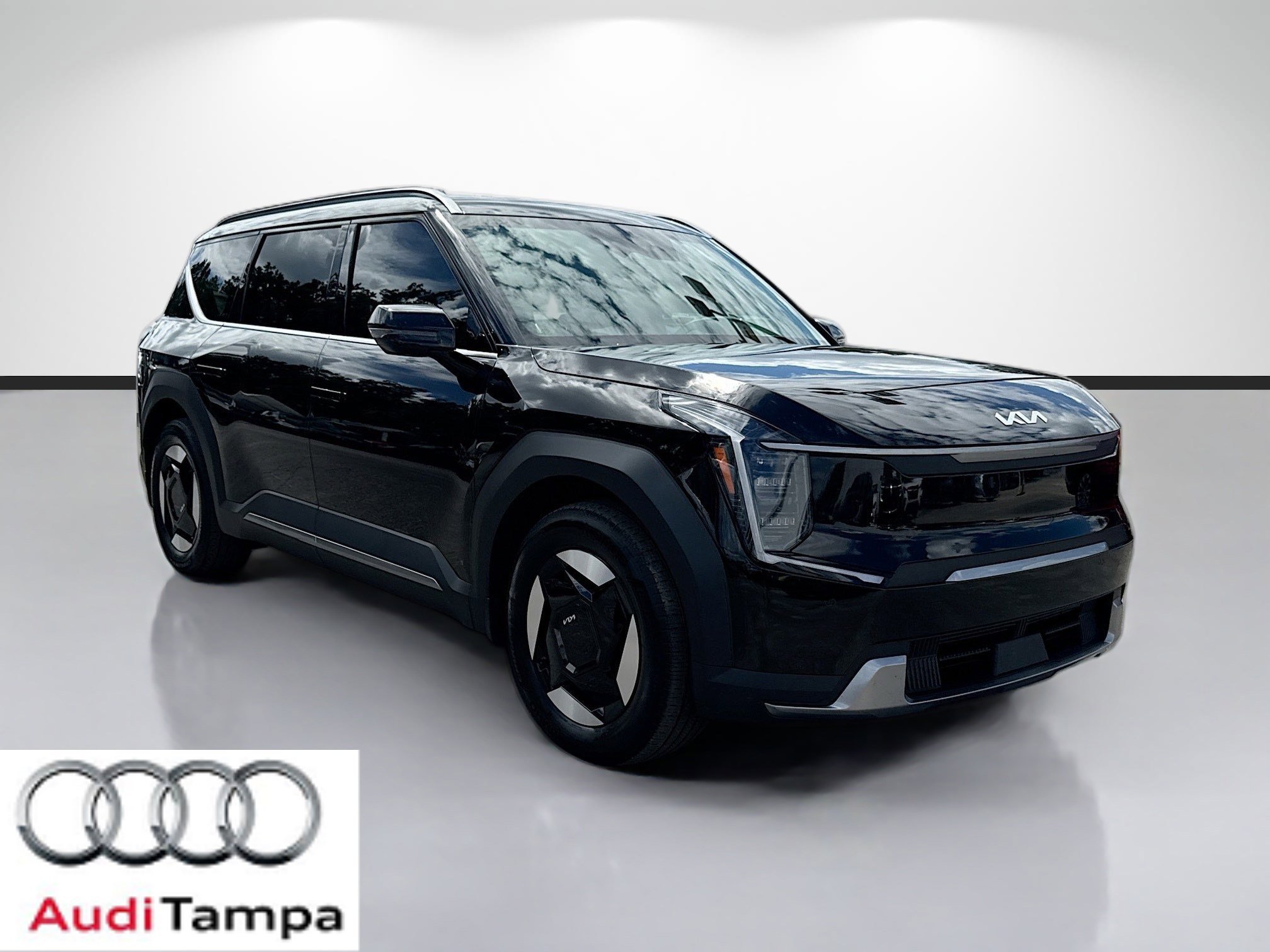 2024 Kia EV9 Wind AWD's photo