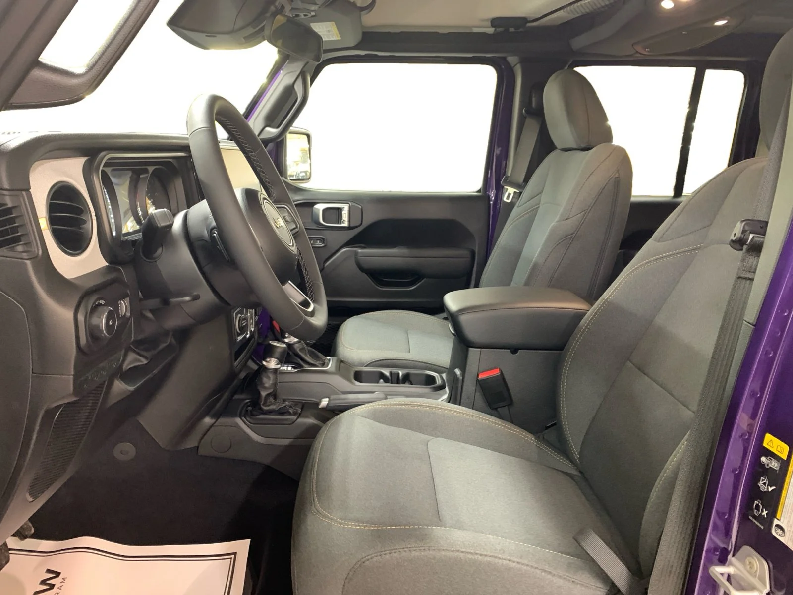 New 2026 REIGN Jeep Sport S image 10
