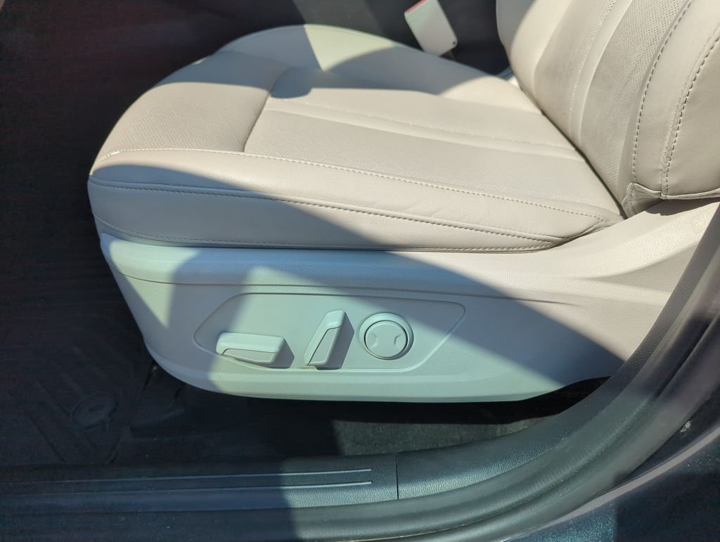 Used 2021 Gray Kia S image 11
