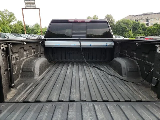 Used 2022 Black GMC AT4X image 30