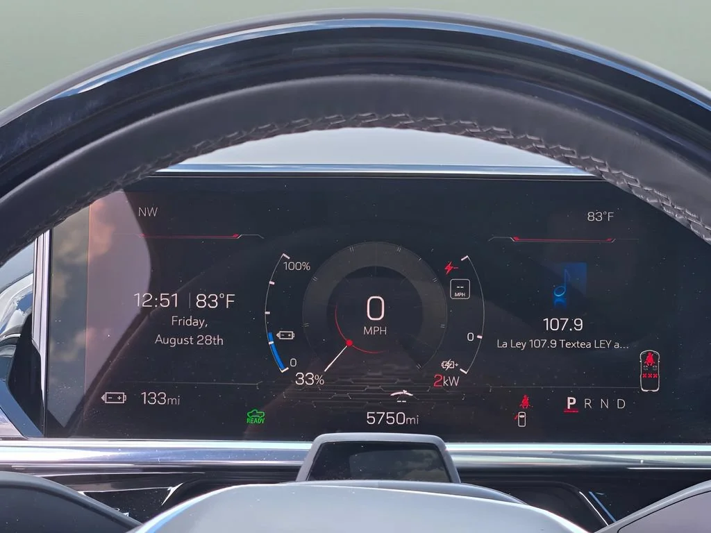 New 2025 Onyx Black GMC Extended Range Denali image 33