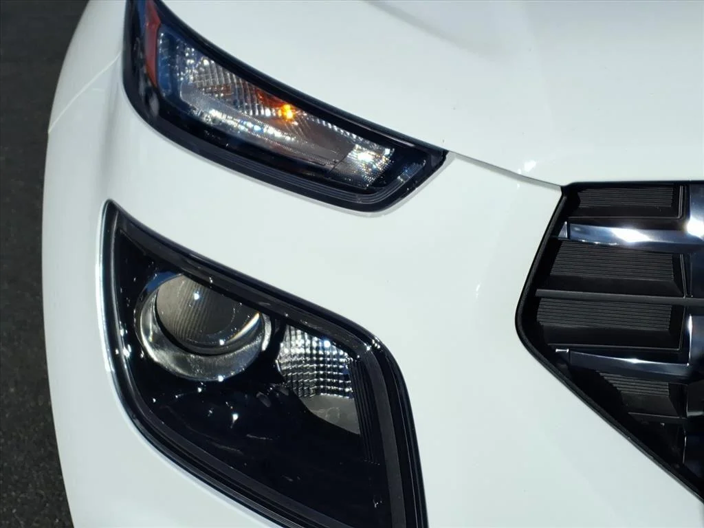 New 2026 Lunar White w/Black Roof Hyundai SEL image 3