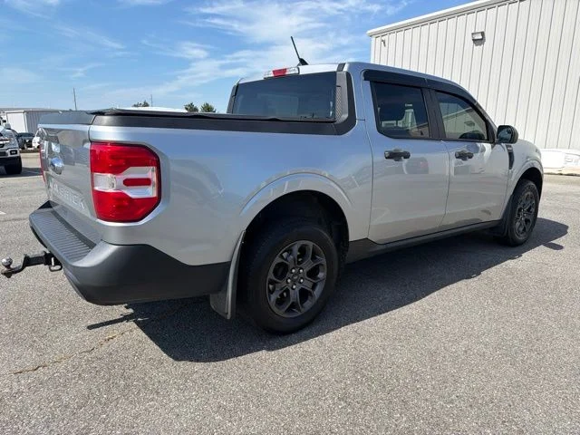 Used 2022 Silver Ford XLT image 3