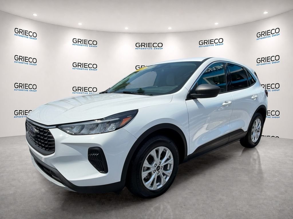 Used 2024 White Ford Active image 3