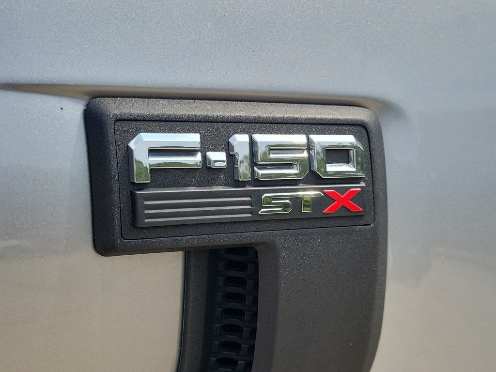 2022 Ford F-150 XL - Photo 6
