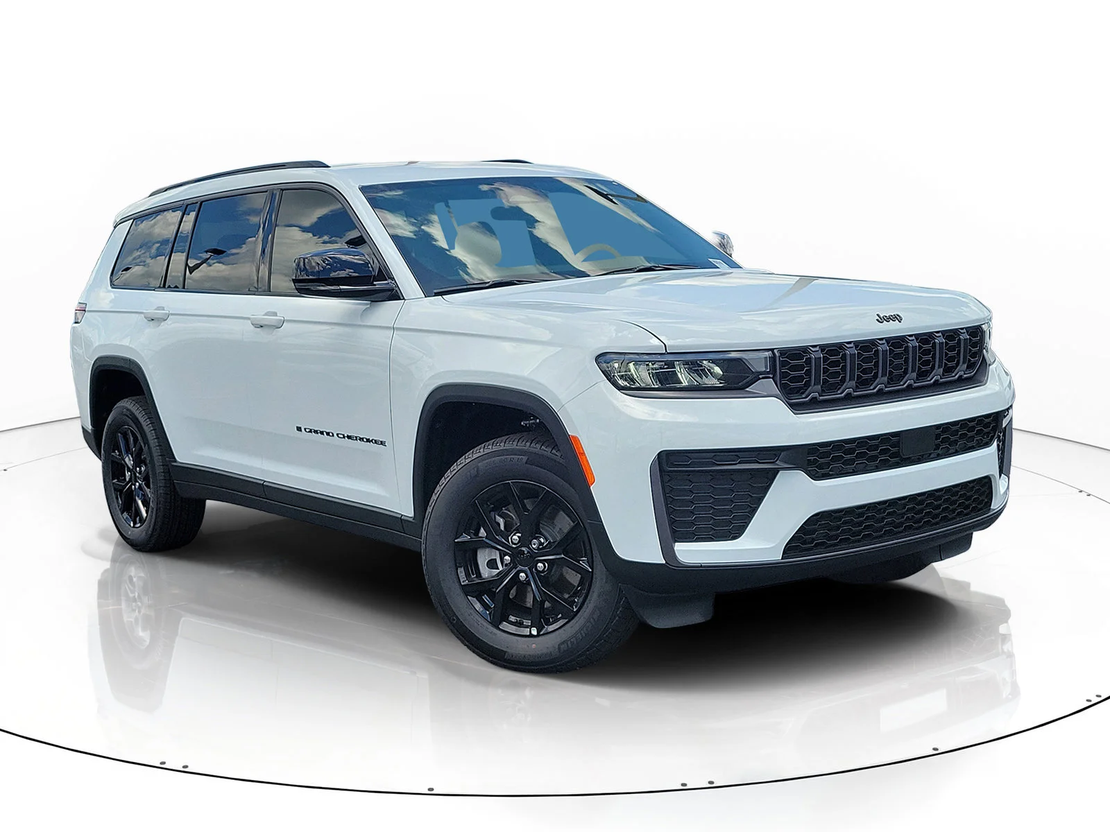 New 2026  Jeep Laredo Altitude image 1