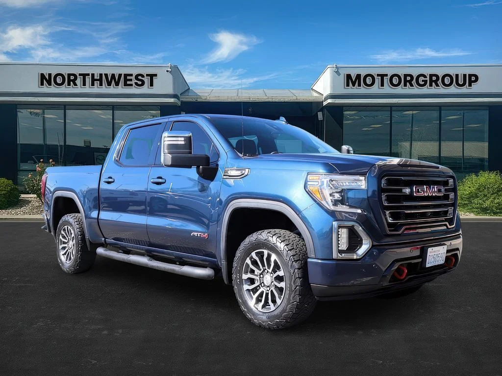 2020 GMC Sierra 4WD Crew Cab Short Box AT4's photo
