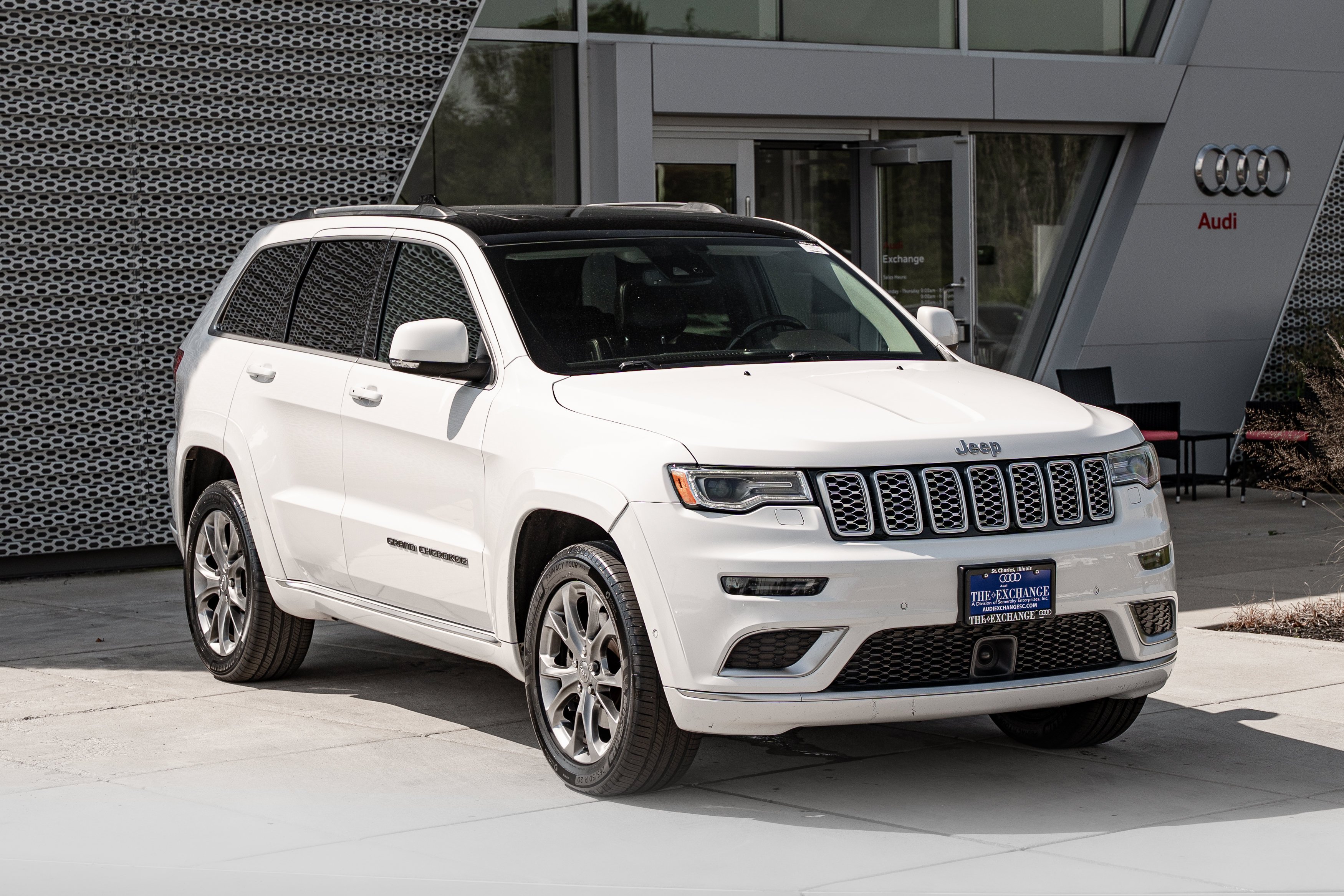 Used 2020 Bright White Clearcoat Jeep Summit image 2