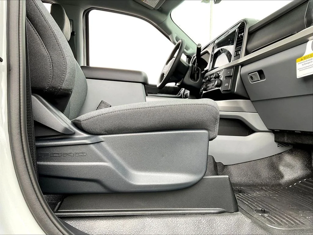 New 2026 Avalanche Ford F-250® XLT image 12