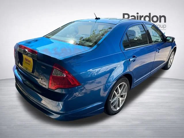 Used 2011 Blue Flame Metallic Ford SEL image 7