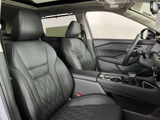 2026 Nissan Rogue Platinum - Photo 25