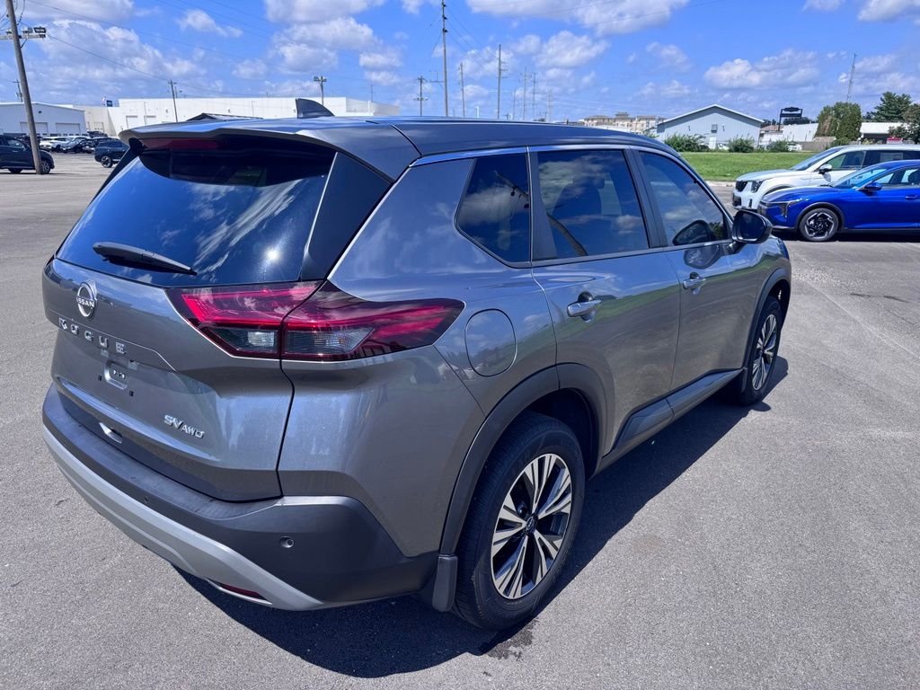 Used 2023 Gun Metallic Nissan SV image 6