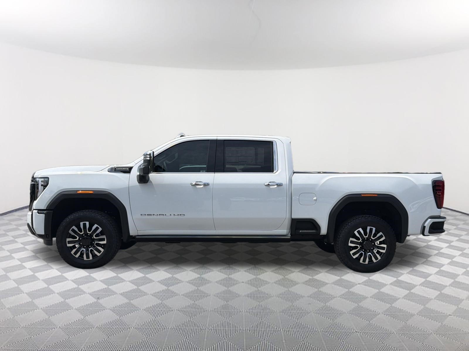 2026 GMC Sierra 2500HD Denali Ultimate - Photo 2