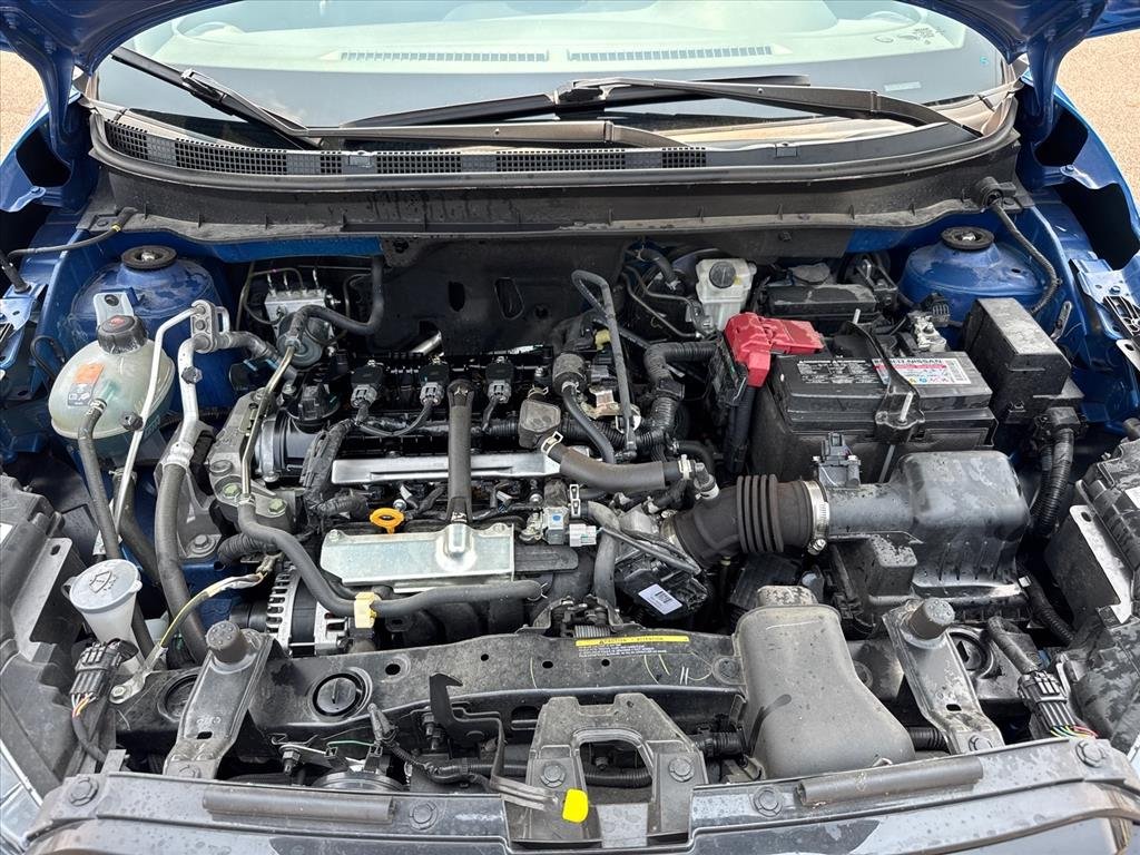 Used 2023 Electric Blue Metallic/Super Black Nissan SR image 26