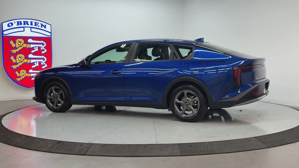 Used 2025 Deep Sea Blue Kia LXS image 7
