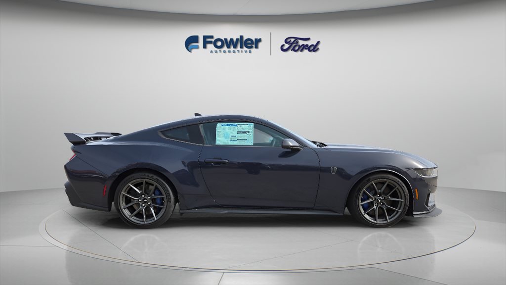 2025 Ford Mustang Dark Horse - Photo 8