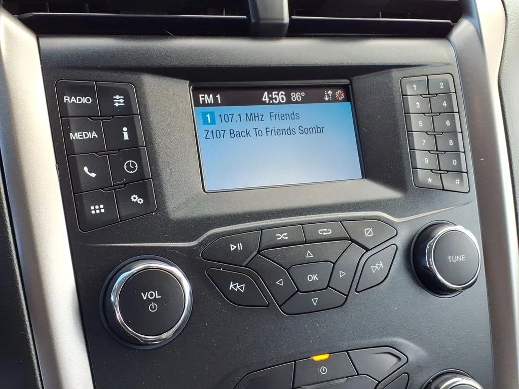 Used 2020 Gray Ford S image 15