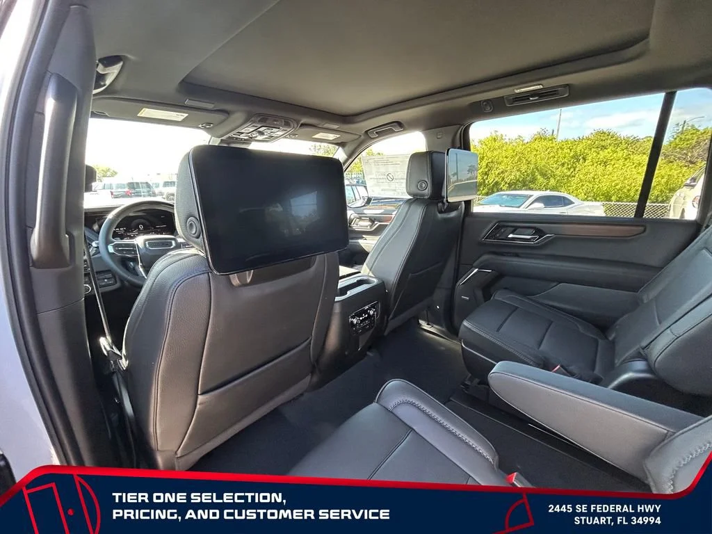 2026 GMC Yukon XL Denali - Photo 14