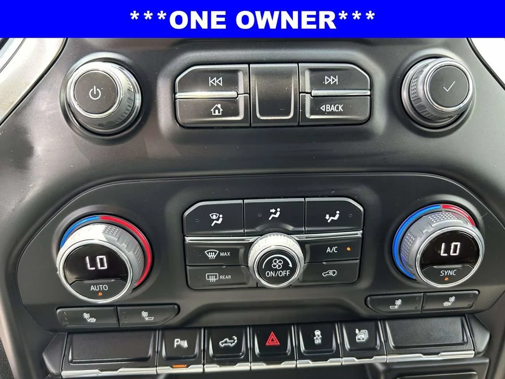 Used 2022 Silver Ice Metallic Chevrolet LT image 18