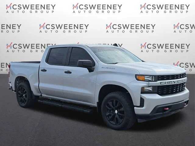 Used 2021 SILVER ICE METALLIC Chevrolet Custom image 7