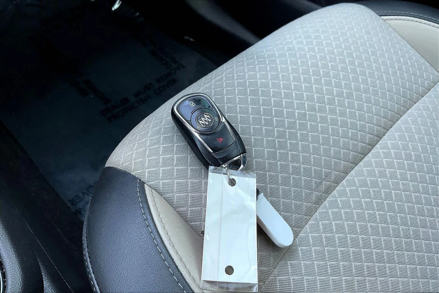 Used 2019 Ebony Twilight Metallic Buick Preferred image 14