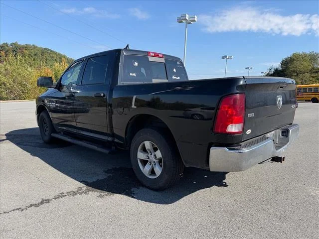Used 2022 Diamond Black Crystal Pearlcoat Ram SLT image 16