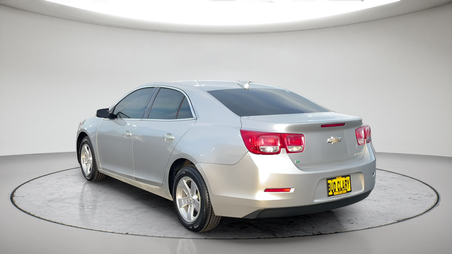 Used 2016 Silver Chevrolet LT image 9