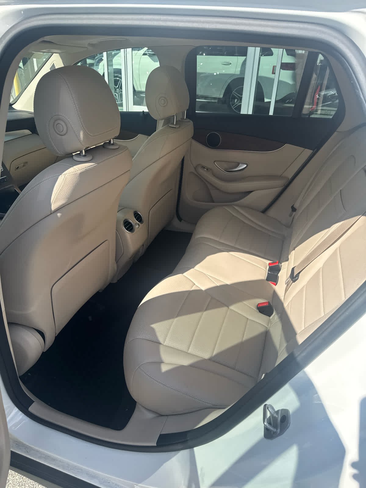 Certified Used 2021 Polar White Mercedes-Benz GLC 300 image 4
