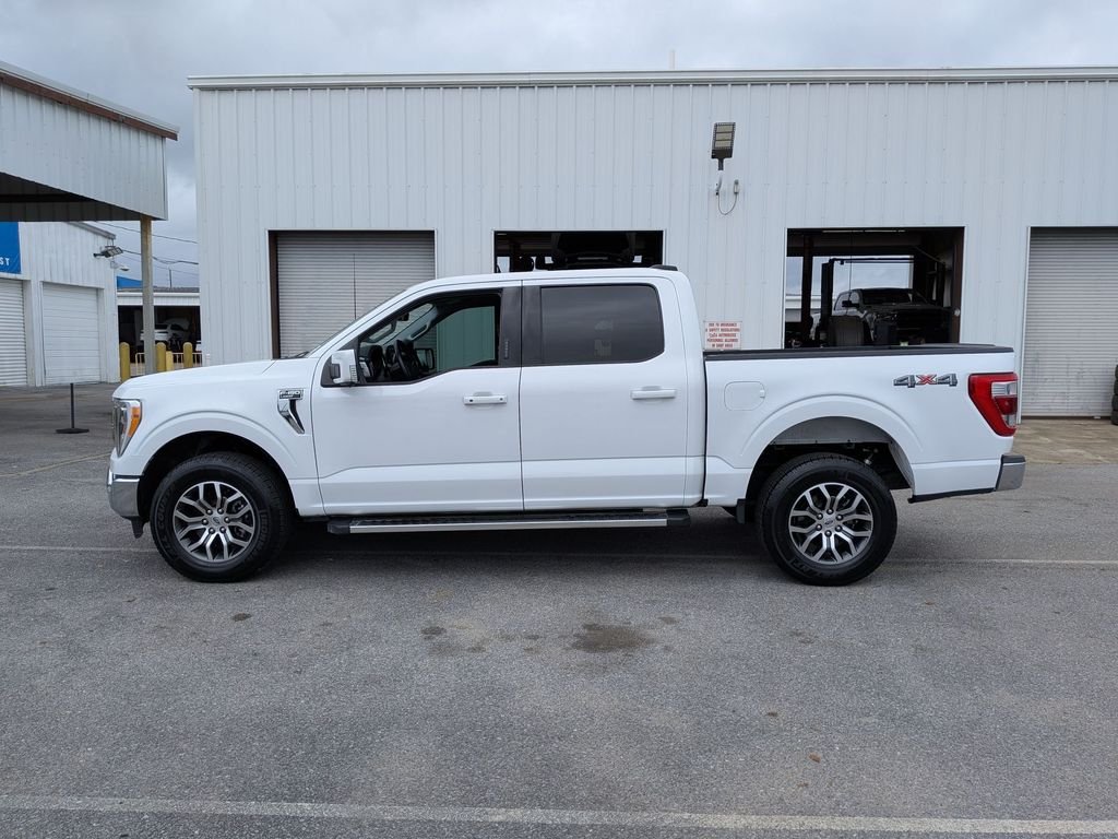 Used 2022 White Ford Lariat image 2